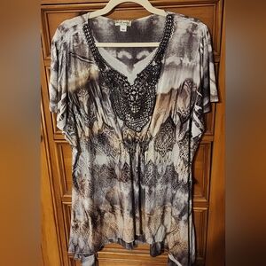 WORLD UNITY  Multicolor Women's Blouse with Beaded Neckline and Sawtooth Hem